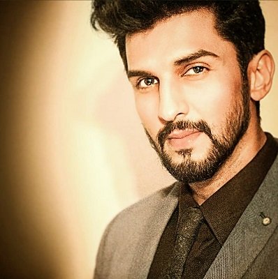 Manish Raisinghan Gets Candid as he Speaks About Working in his Debut Film 'Kahani Rubberband Ki'