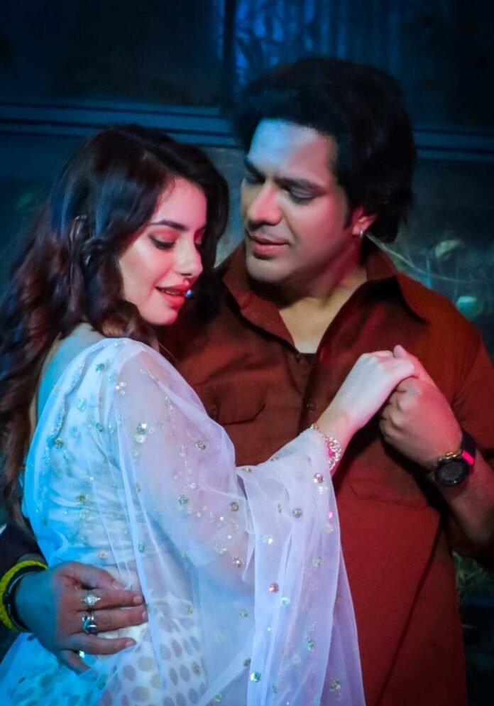 26 Actor Raajveer Sharma,Actress Yukta Sharma,Apni Mohabbat