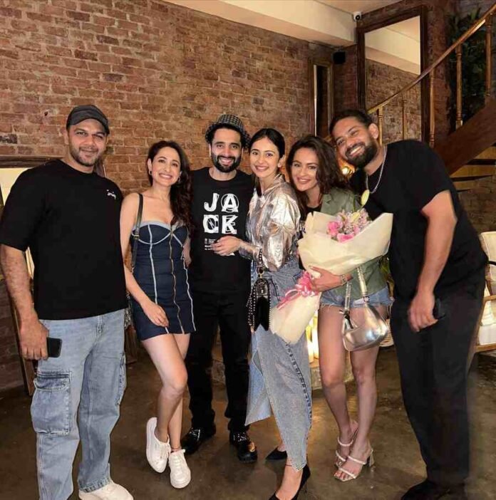 Seerat Kapoor,Rakul Preet,Aman Preet Singh Seerat Kapoor,Rakul Preet,Aman Preet Singh