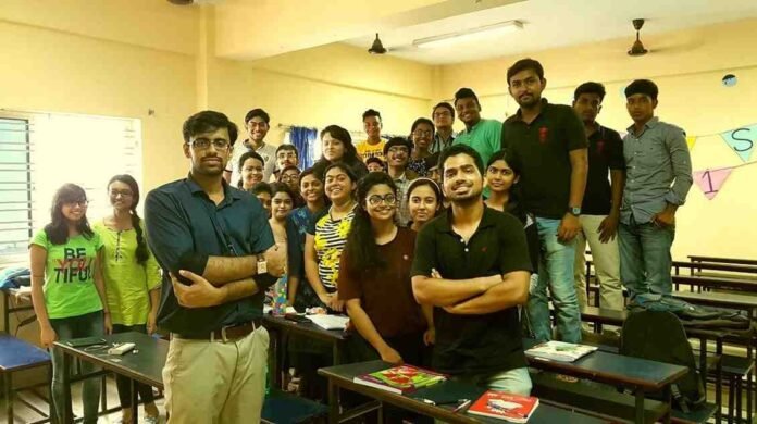 When Teaching Becomes a Movement: The Rise of Dr. Sourav Sir’s Classes